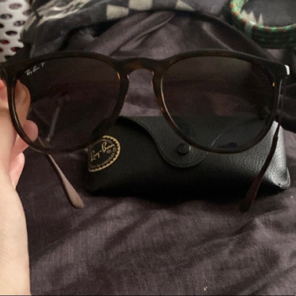 Raybans polarized sunglasses